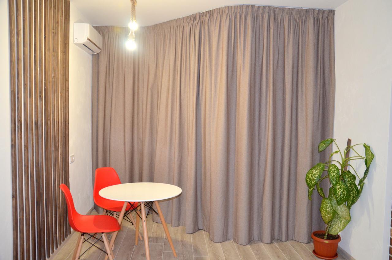 Sky Apartment Virmenska Kiev Esterno foto
